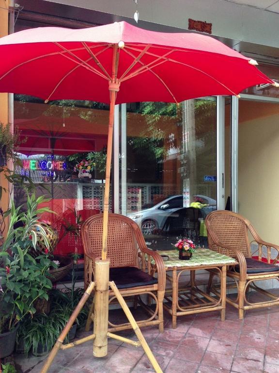 Just Chill Inn Chiang Mai Exterior photo